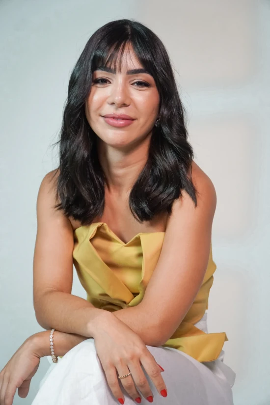 Dra. Dainara Freire - Especialista em Harmonização